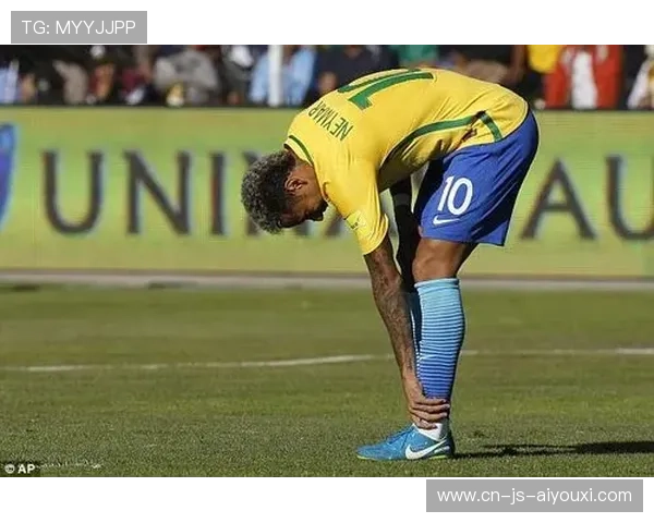 内马尔施展脚后跟穿插传递，巴西前场灵巧无匹：从场上到训练场的灵感之旅