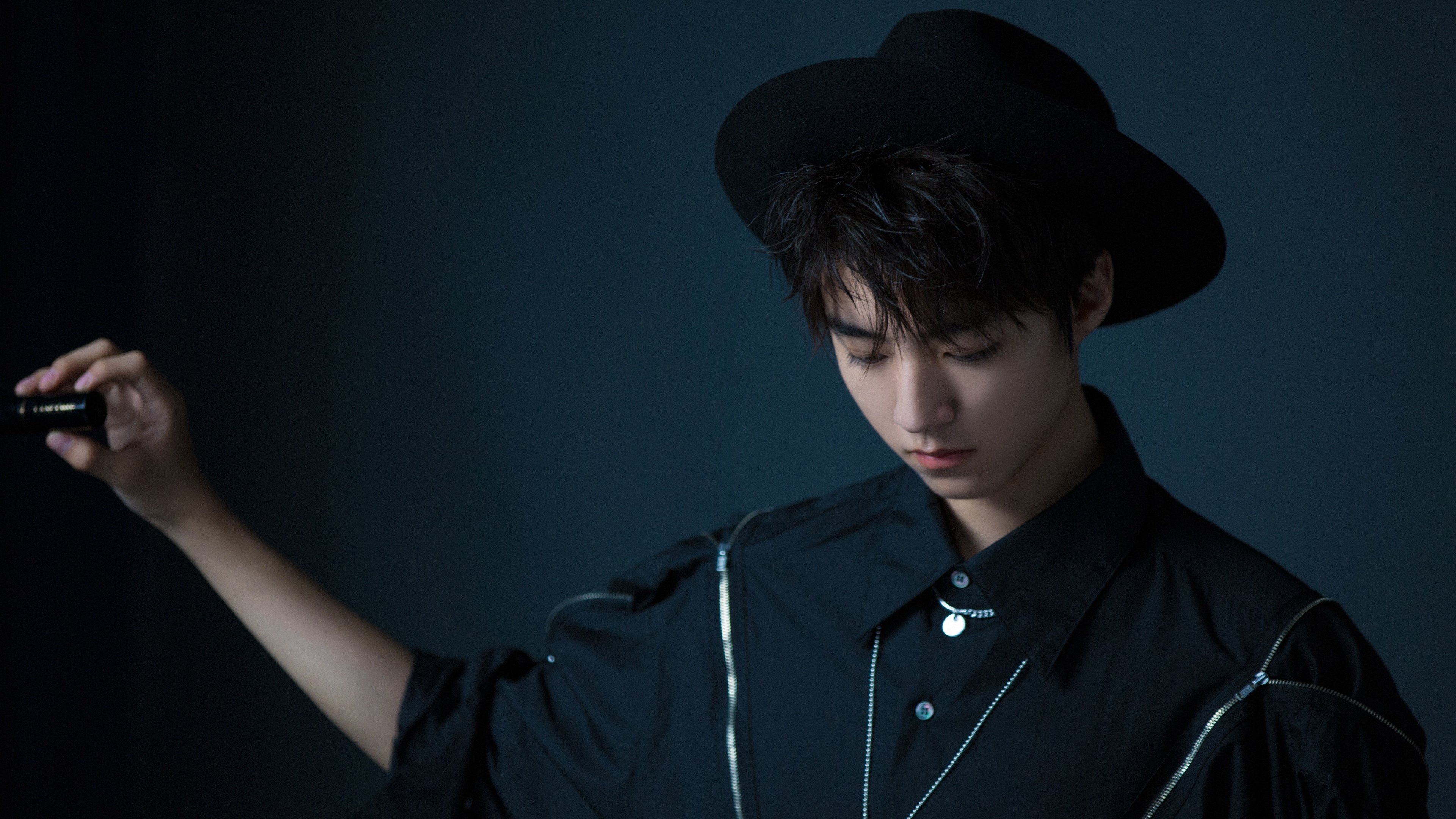 足球产业链发展不平衡现象加剧，足球相关产业