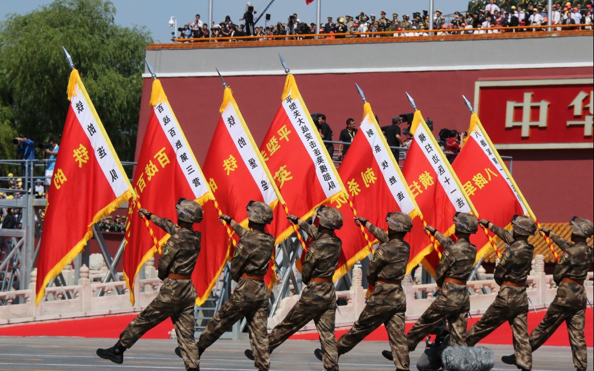 新媒体报道方式不断创新短视频内容引发广泛讨论，新闻媒体如何利用短视频创新新闻报道