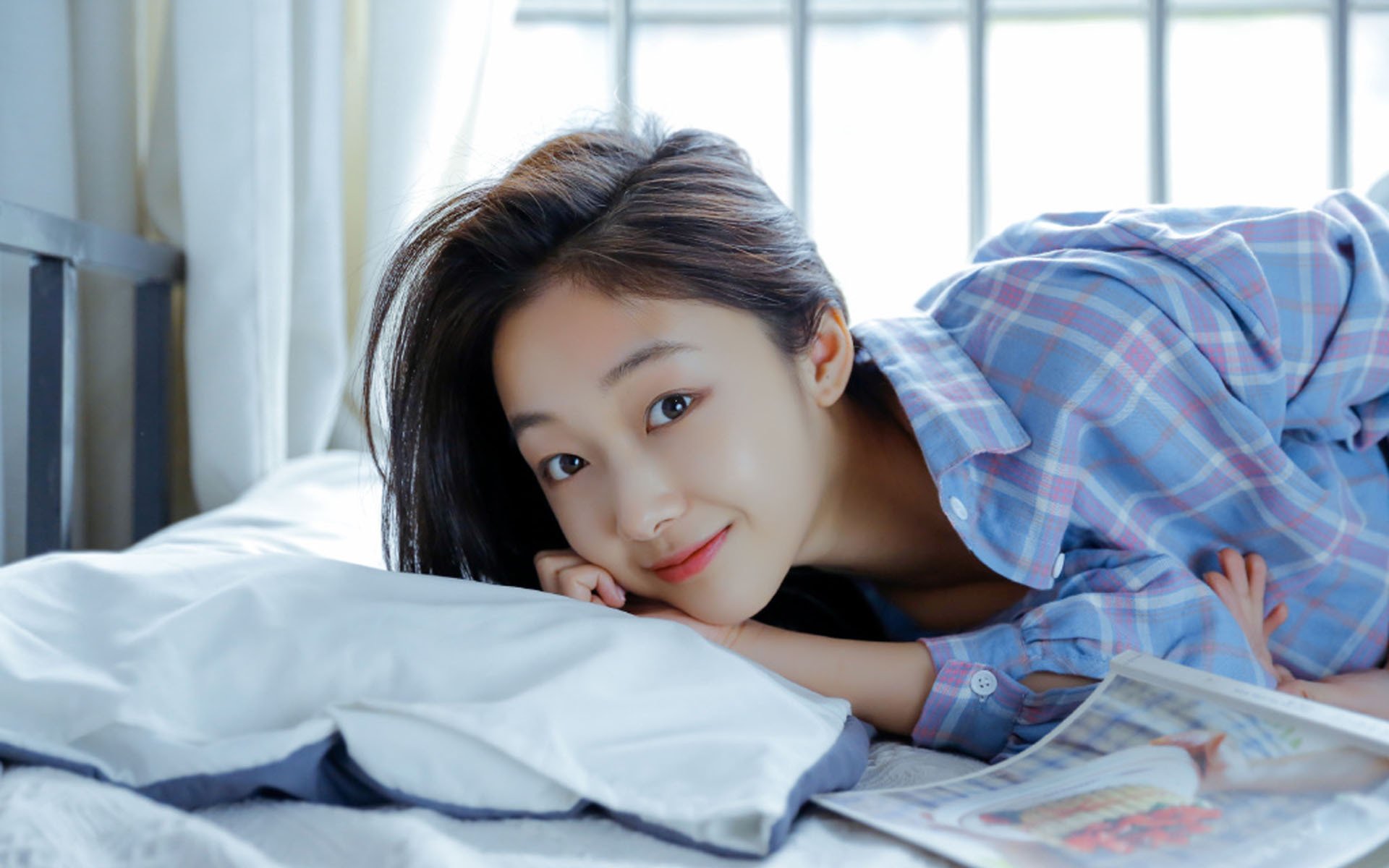 浓眉数据爆表湖人带动全队节奏,湖人浓眉伤势